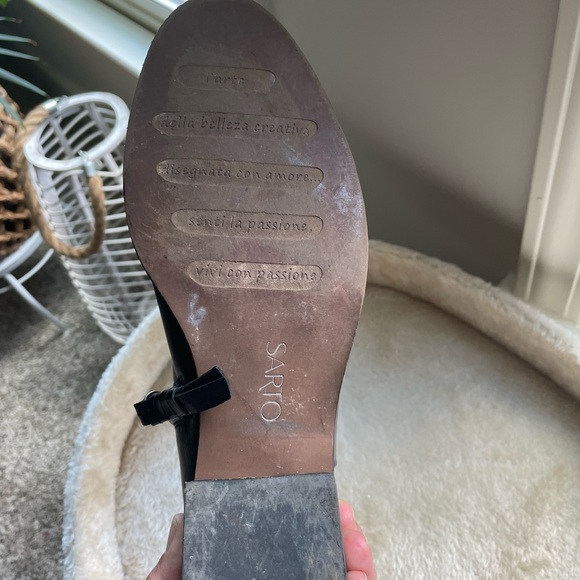 Sarto Woman’s Leather Shoes in SZ 8 in gently used condition - Picture 6 of 12